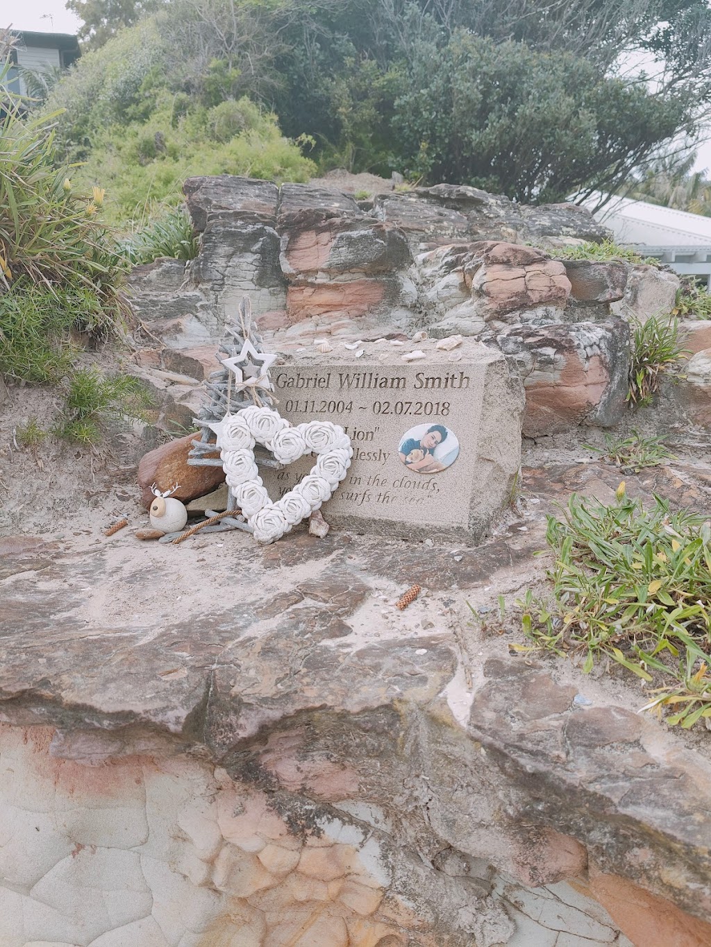 South Avoca Memorial Walk | 6 Cliff Ave, Avoca Beach NSW 2251, Australia | Phone: 1300 463 954