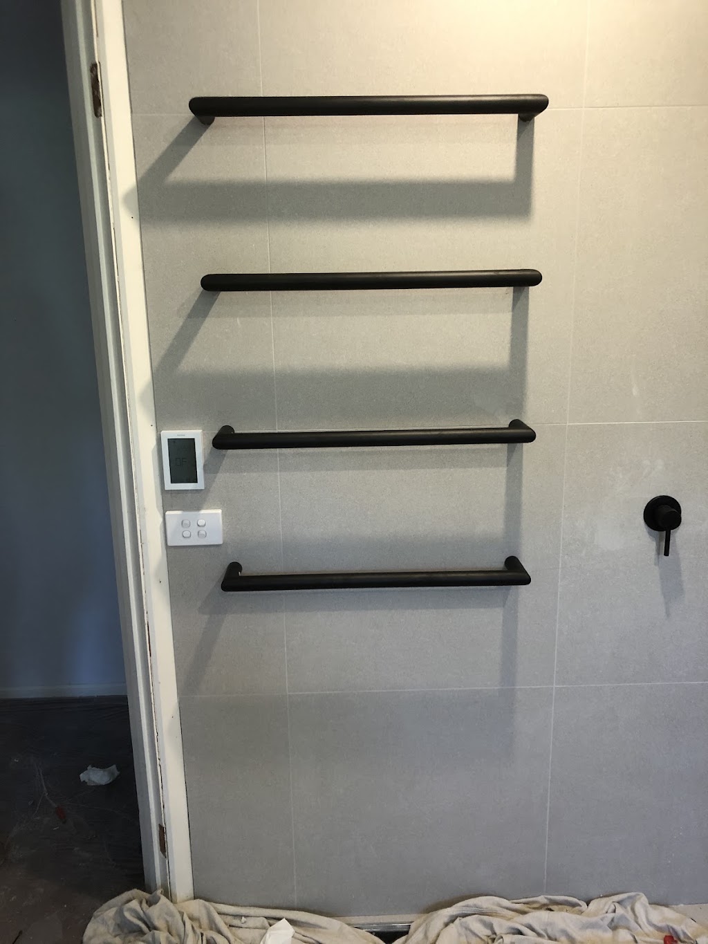Modern Electrical Group | Caladenia Cct, Frankston South VIC 3199, Australia | Phone: 0401 736 101