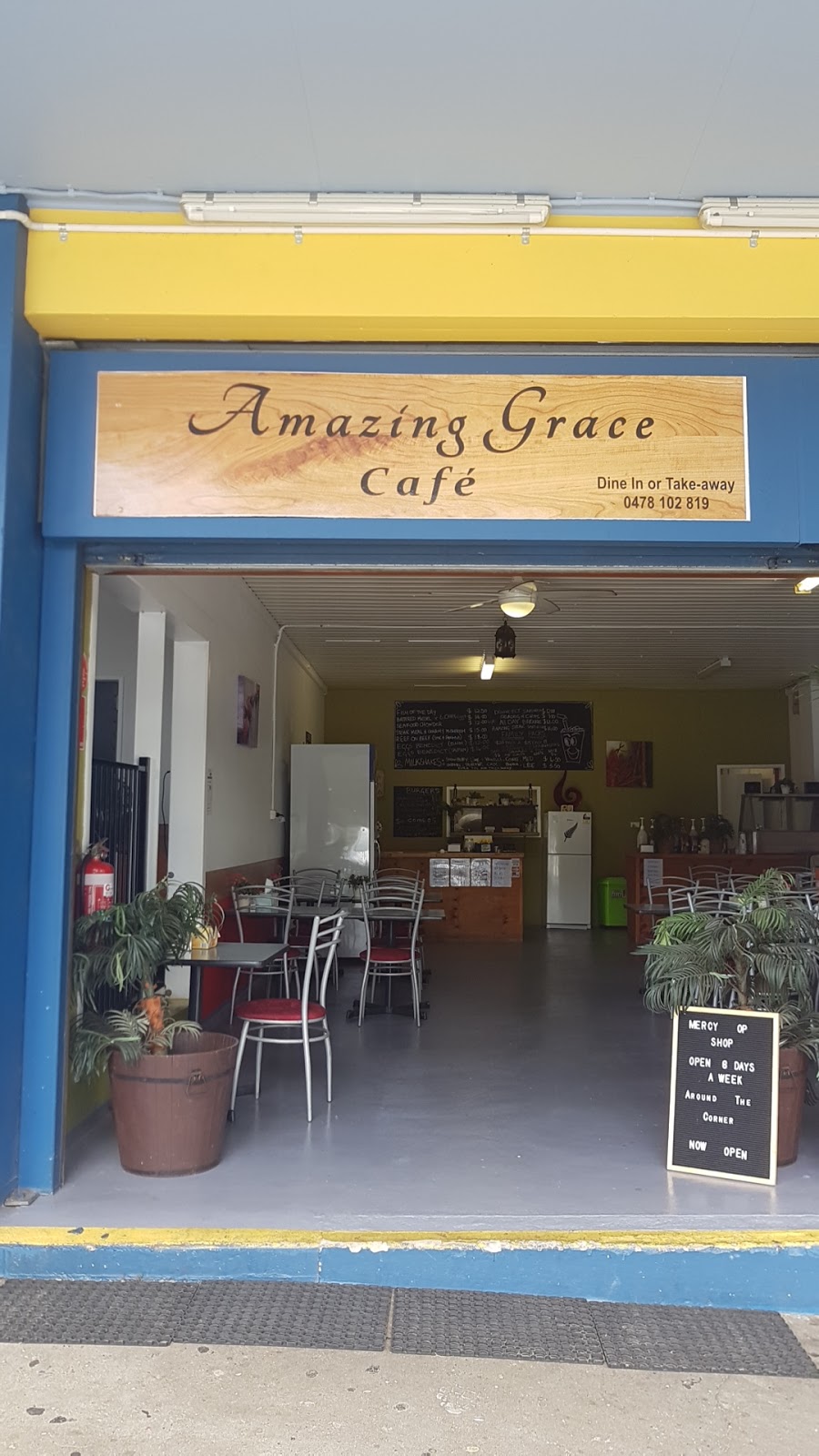Amazing Grace Cafe | shop 2/247 Waterford Rd, Ellen Grove QLD 4078, Australia | Phone: 0423 594 838