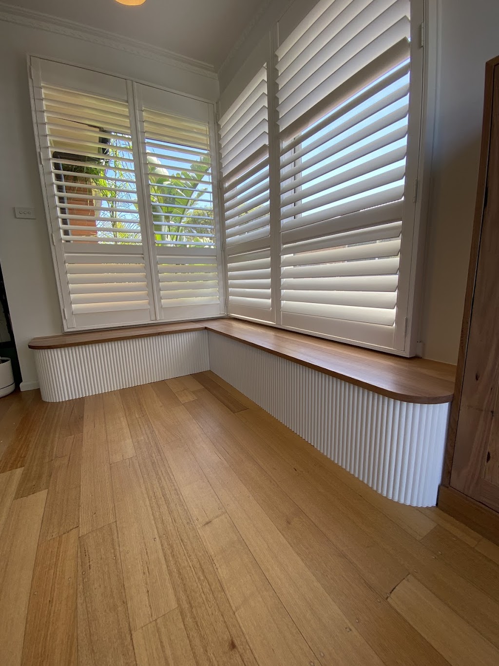 Worpel Custom Furniture | 25A Alsop Dr, Winchelsea VIC 3241, Australia | Phone: 0439 013 145