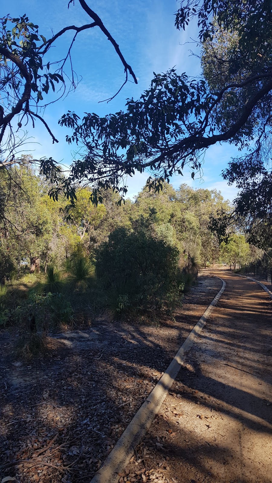 Jubilee reserve | park | 26 Robinson Rd, Eden Hill WA 6054, Australia