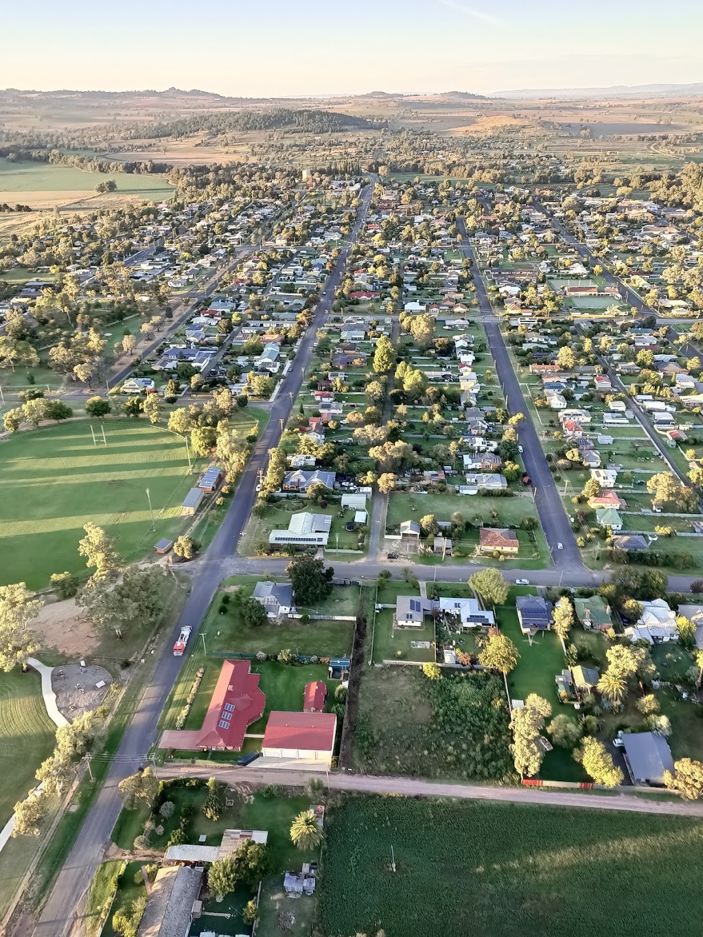 Aussie Balloontrek | 125 Tilga St, Canowindra NSW 2804, Australia | Phone: 0427 640 211