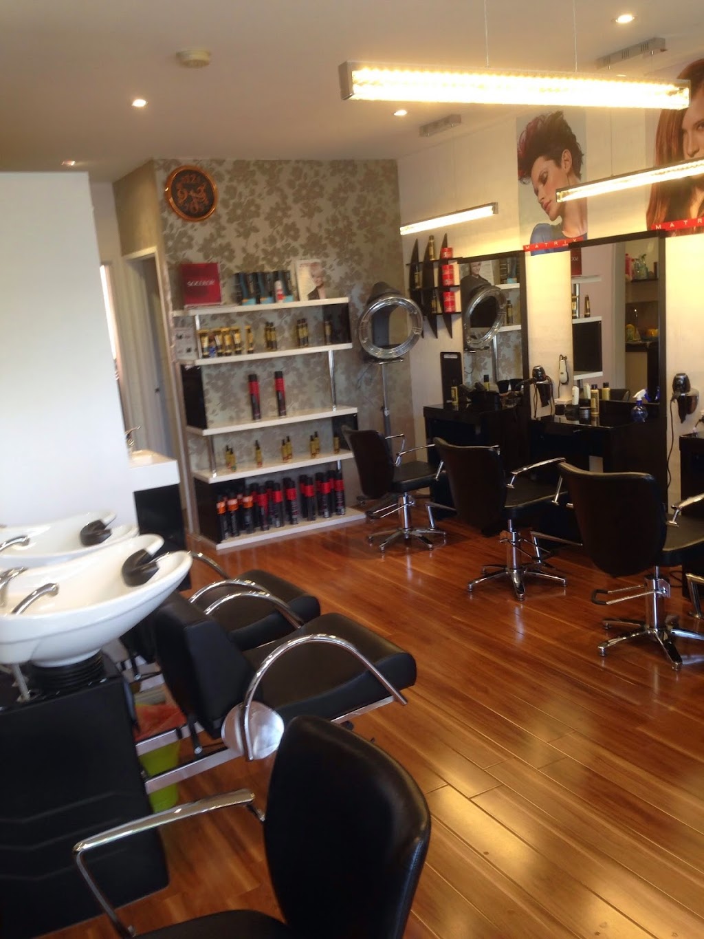 Golden Stylist | hair care | 1/11D Murray St, Melbourne VIC 3013, Australia | 0399393229 OR +61 3 9939 3229