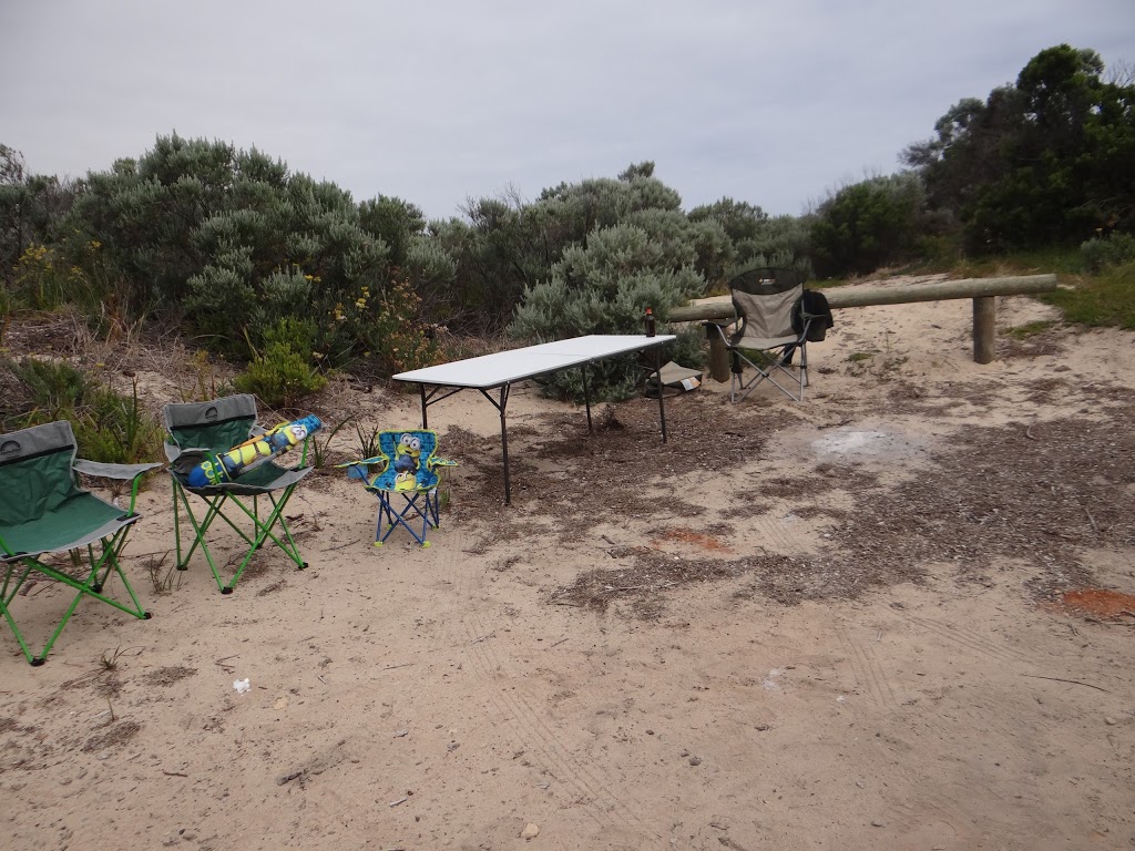 Oil Rig Square Camping | park | Canunda SA 5280, Australia | 0887351177 OR +61 8 8735 1177
