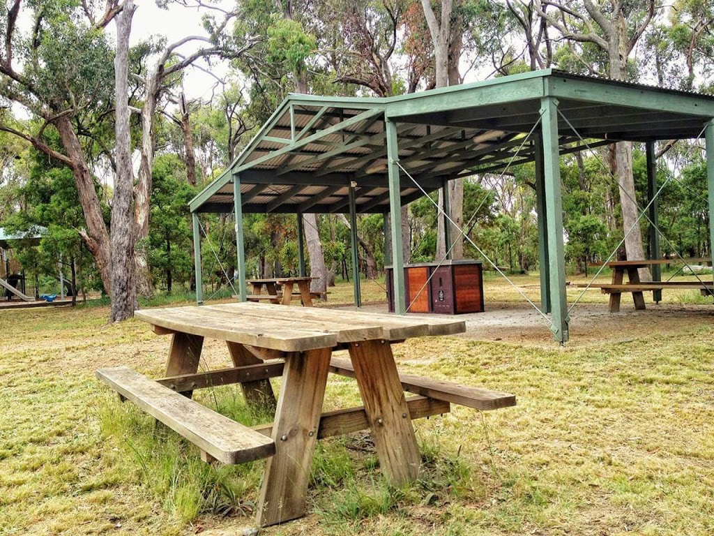 Harrison Reserve | park | 53 Briardale Ave, Enfield VIC 3352, Australia