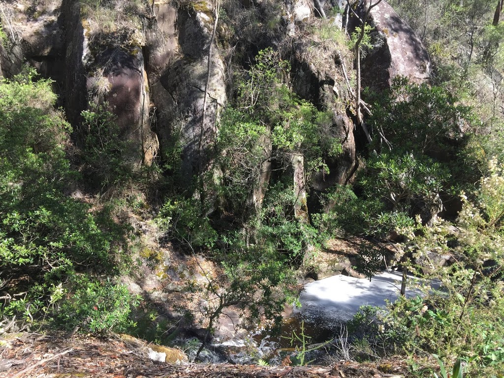 Falls Creek Trail Memorial | park | Falls Creek Memorial Trail, Cabbage Tree Creek VIC 3889, Australia