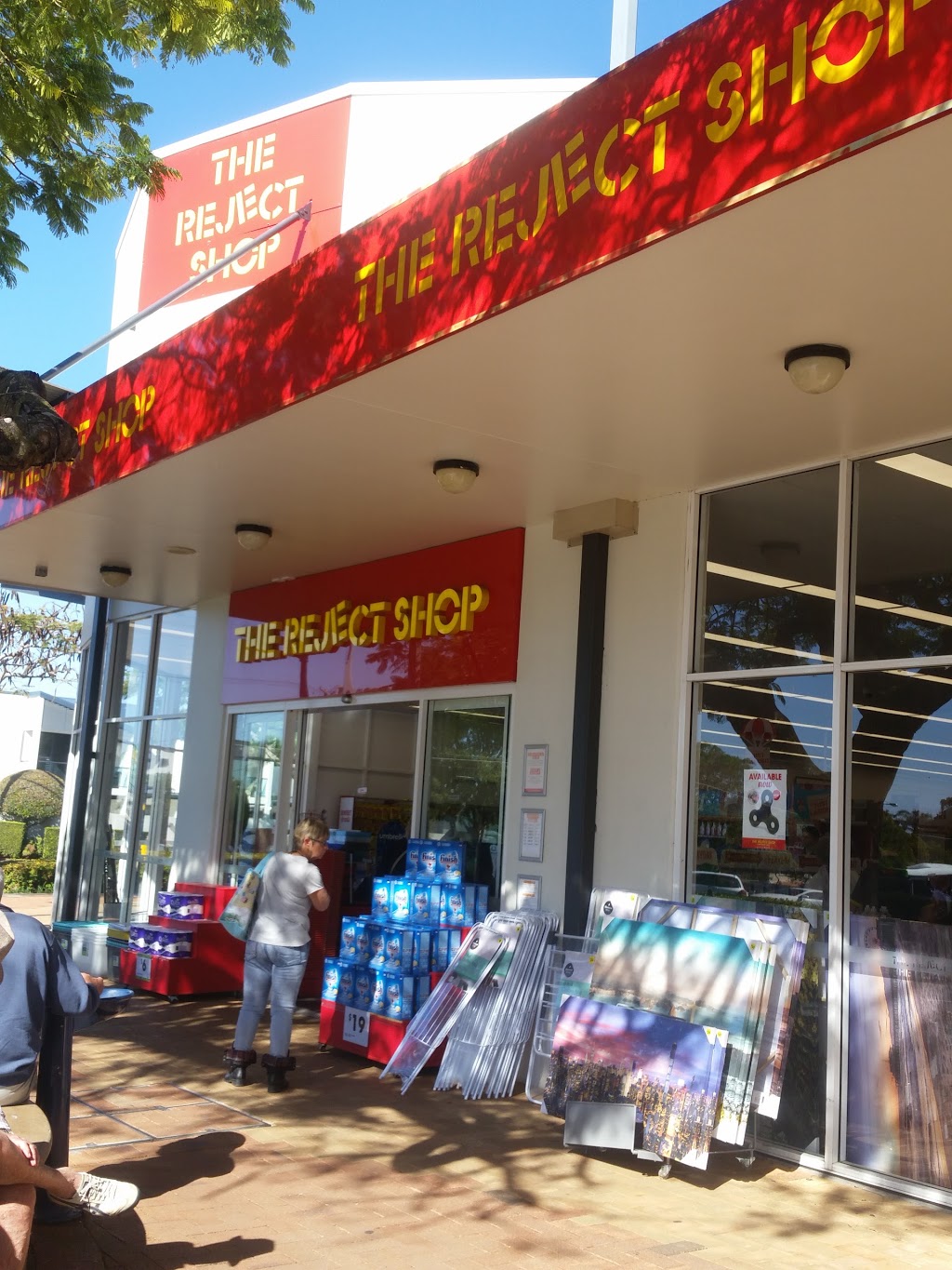 The Reject Shop Cleveland | department store | Shop 101, Stockland Cleveland, 90-91 Middle St, Cleveland QLD 4163, Australia | 0732865155 OR +61 7 3286 5155