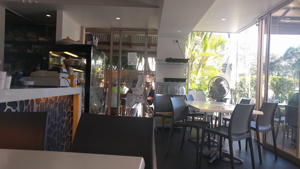 Esco Cafe & Restaurant | restaurant | Gympie Terrace & The Cockleshell, Noosaville QLD 4566, Australia | 0754741770 OR +61 7 5474 1770