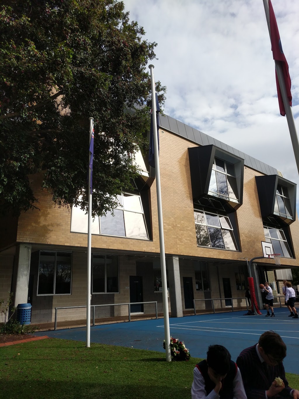 St Michaels Grammar School | school | 25 Chapel St, St Kilda VIC 3182, Australia | 0385303200 OR +61 3 8530 3200