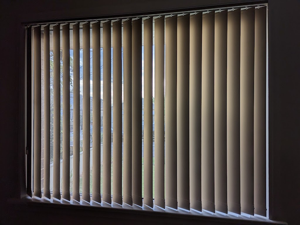 Men in Blinds | 674 Hume Hwy, Yagoona NSW 2199, Australia | Phone: 0416 243 435