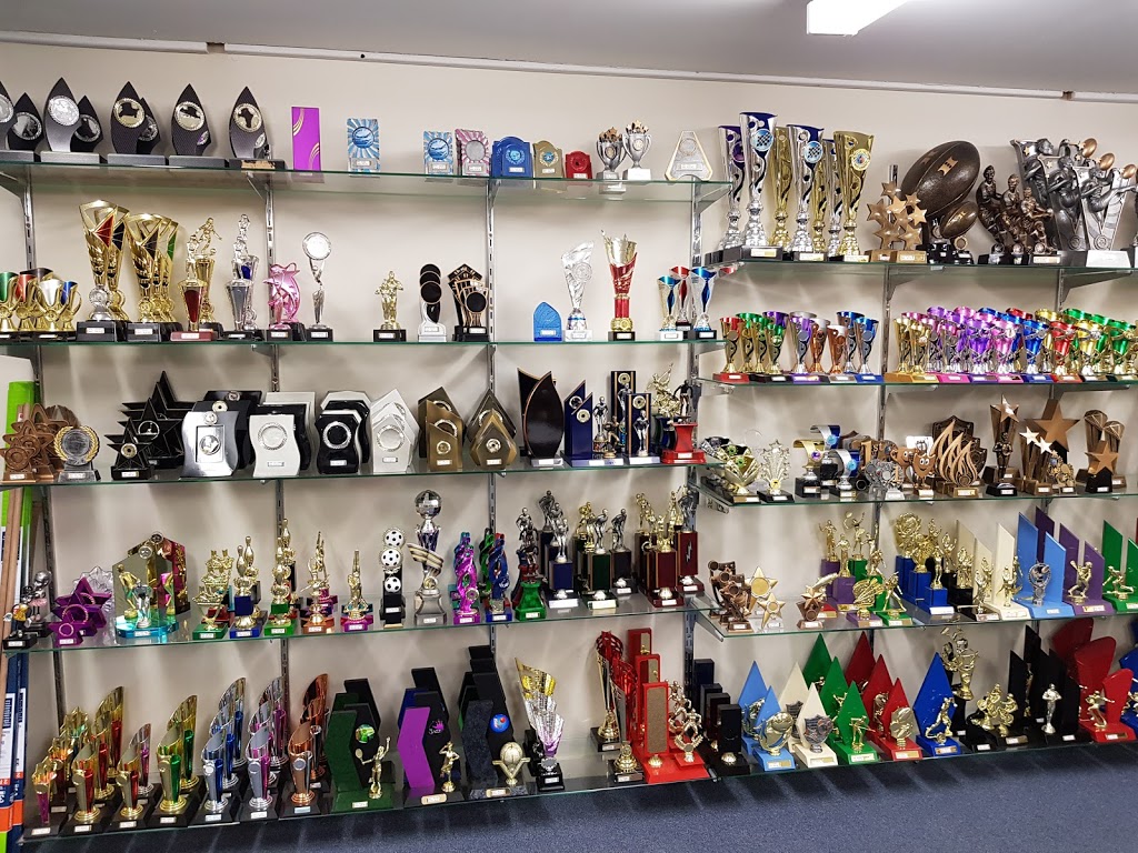 Grinners Trophies | store | Unit 2/156 Abbotsford Rd, Bowen Hills QLD 4006, Australia | 0732572448 OR +61 7 3257 2448