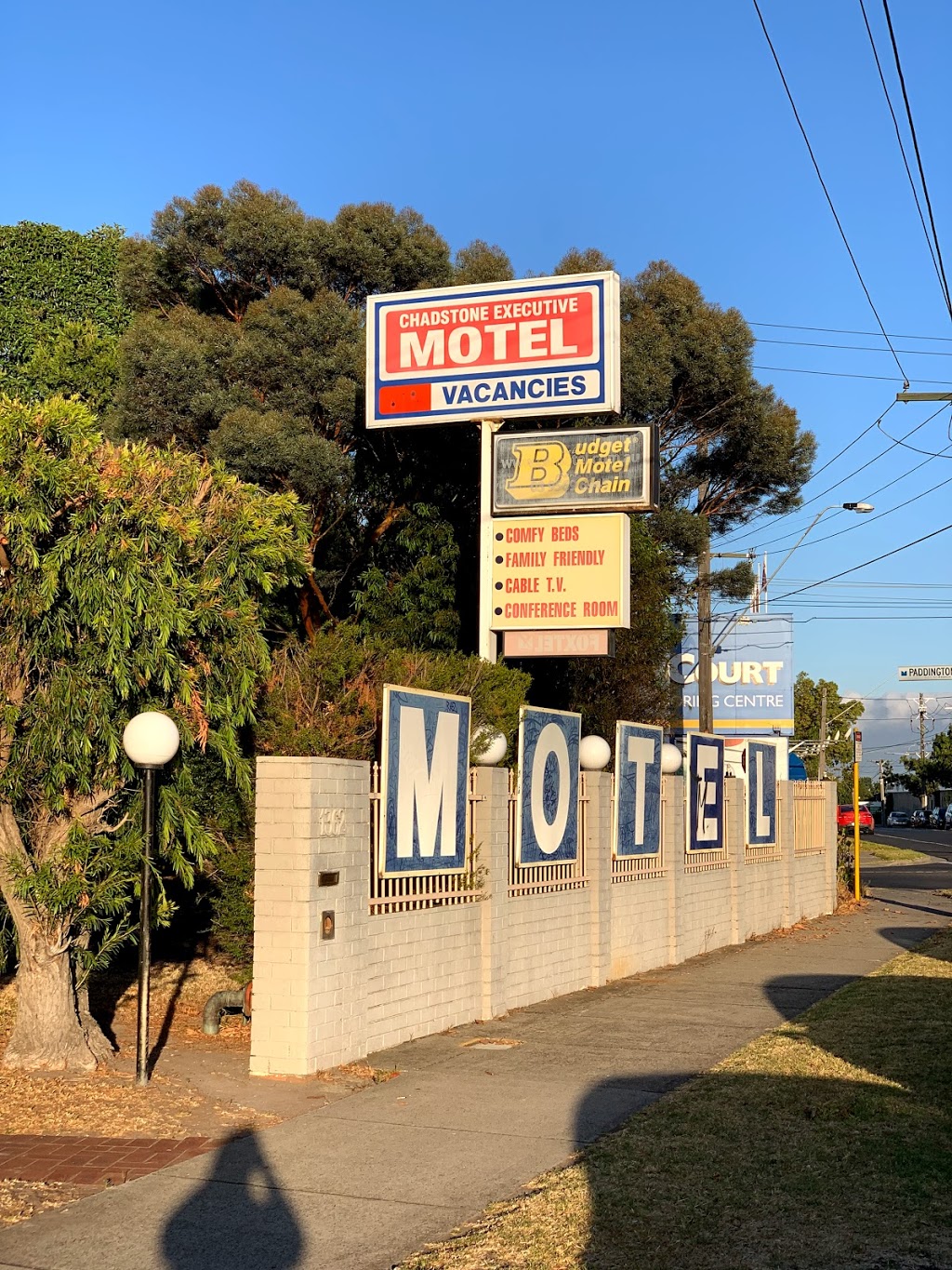 Chadstone Executive Motel | lodging | 1364 Dandenong Rd, Hughesdale VIC 3166, Australia | 0395696945 OR +61 3 9569 6945