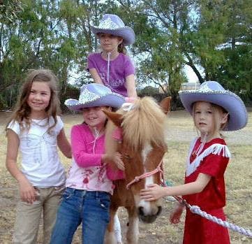 Amberainbow Pony Rides | Salisbury North SA 5108, Australia | Phone: 0415 678 077