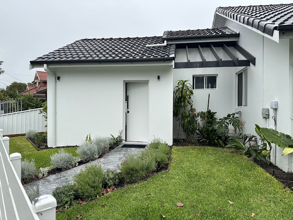 Living In Bloom | 8 Monash Gardens, Pagewood NSW 2035, Australia | Phone: 0435 799 274