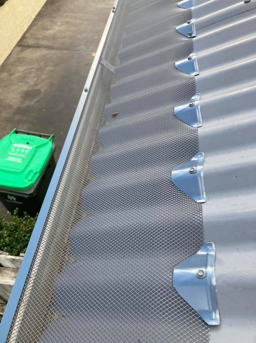 Gutter Guard King | roofing contractor | 29 Leabons Ln, Seven Hills NSW 2147, Australia | 1800188000 OR +61 1800 188 000