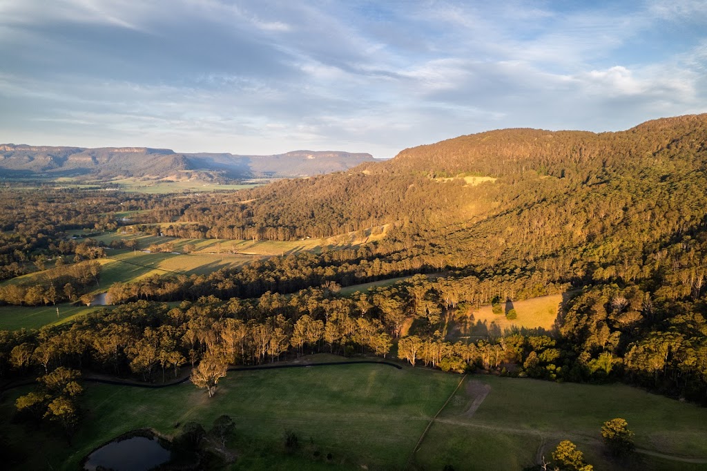 Mikes Kangaroo Valley | Unit 43, 391 Mount Scanzi Rd, Kangaroo Valley NSW 2577, Australia | Phone: 0421 583 363