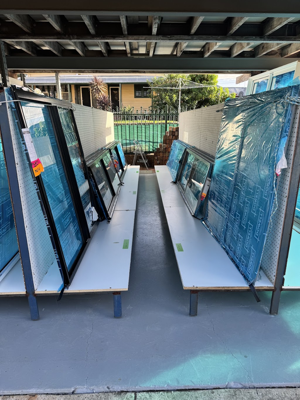 Up the lane Aluminium Windows and Doors | Armidale St, Abermain NSW 2326, Australia | Phone: 0417 244 774