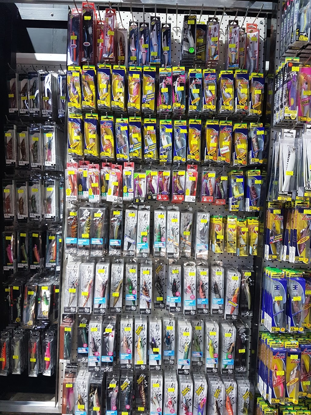 Marios Bait and Tackle | store | 11 Noel Rd, Moolap VIC 3221, Australia | 0352485201 OR +61 3 5248 5201