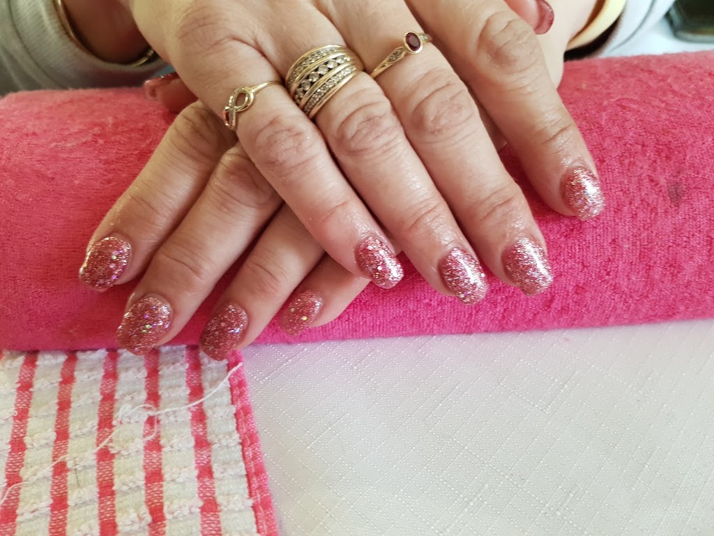 Mels Gels Nails | beauty salon | 7 Gargery St, Ambarvale NSW 2560, Australia | 0444543595 OR +61 444 543 595