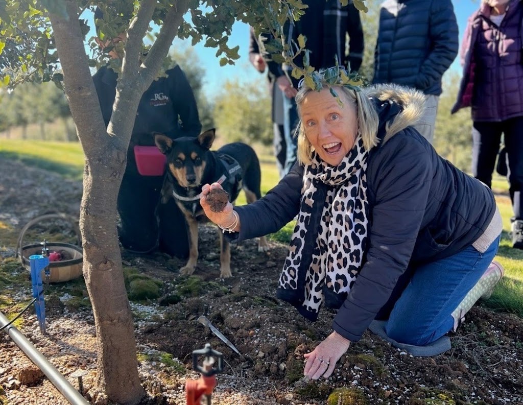 RedGround Truffle Hunts | 264 Titania Rd, Oberon NSW 2787, Australia | Phone: 0457 775 297