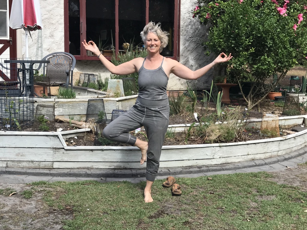 Swan Cove Yoga | 57 Main Rd, Paynesville VIC 3880, Australia | Phone: 0438 526 933