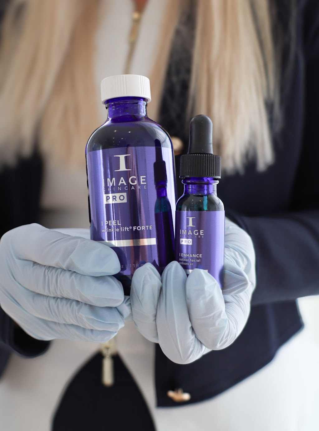 Bombshell Body Bar | 80 Farnborough Rd, Meikleville Hill QLD 4703, Australia | Phone: 0435 865 924