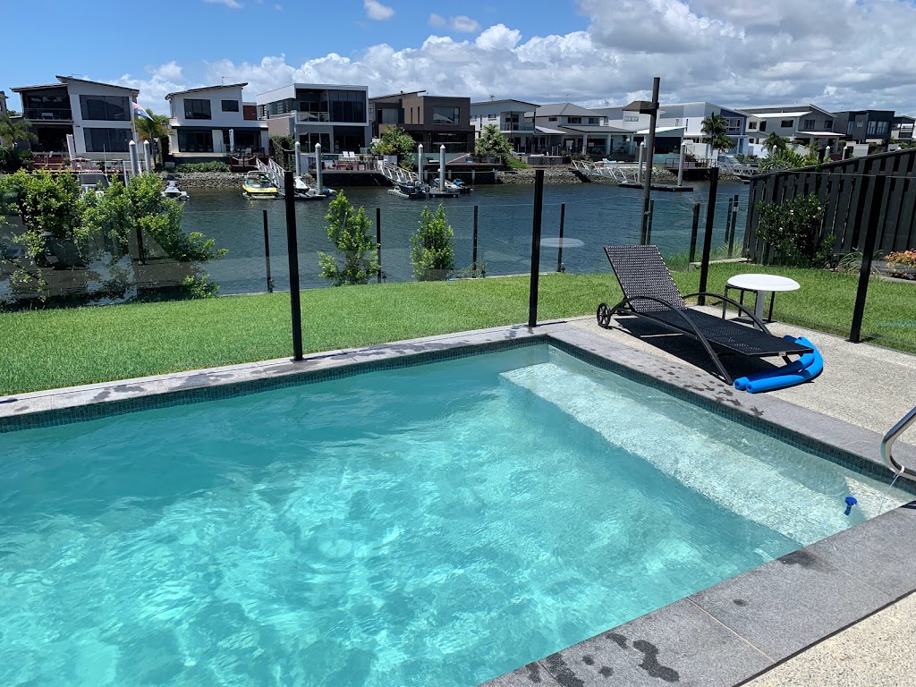 Jims Pool Care Sanctuary Cove | 6261 Ferny Ln, Hope Island QLD 4212, Australia | Phone: 0425 716 031