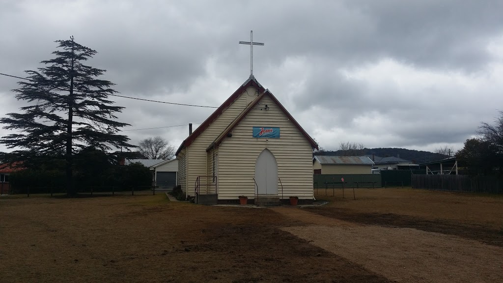 Tenterfield Presbyterian Family | church | 117 Logan St, Tenterfield NSW 2372, Australia | 0267365849 OR +61 2 6736 5849