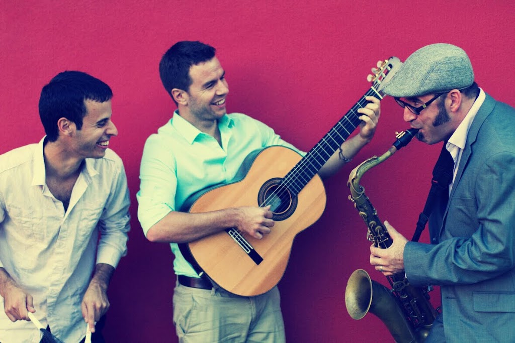 Brazilian Jazz Lounge: Music for Weddings and Events | 18 Darcey Ave, Cumbalum NSW 2478, Australia | Phone: 0413 598 320