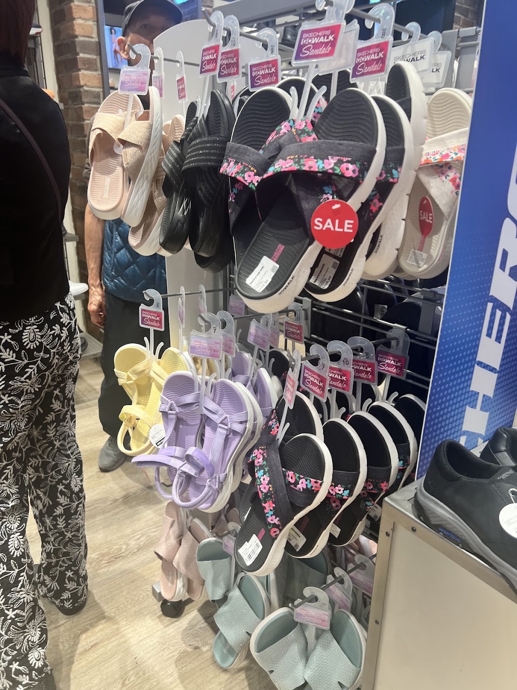 Skechers Burwood | 103/100 Burwood Rd, Burwood NSW 2134, Australia | Phone: (02) 9497 5068