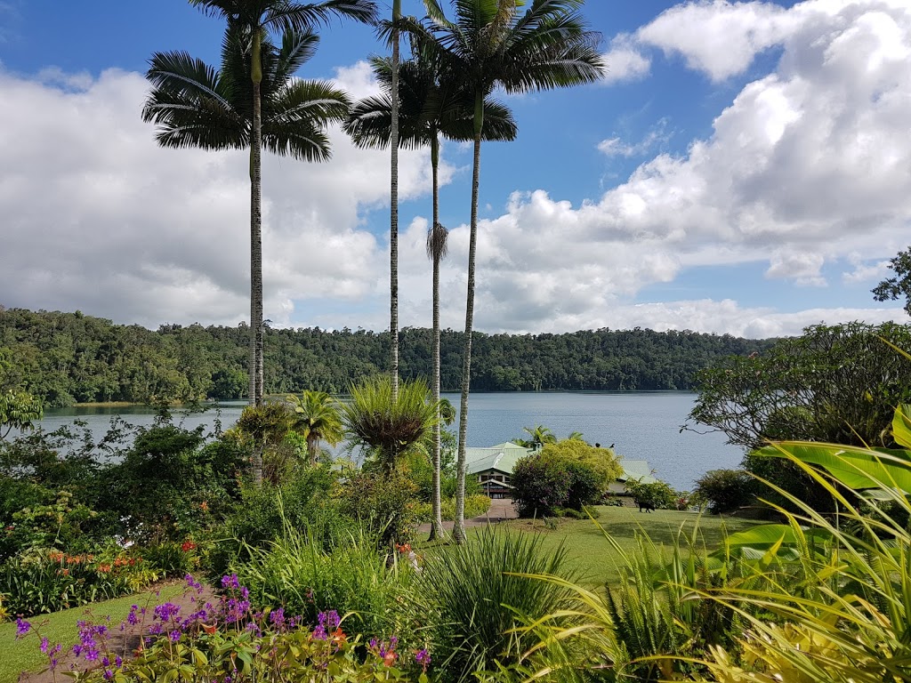 Crater Lakes National Park | park | Lake Eacham QLD 4884, Australia