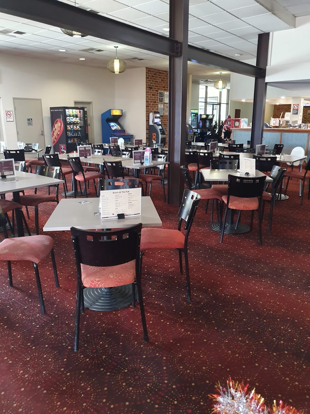 Riverstone Hotel | 1 Garfield Rd W, Riverstone NSW 2765, Australia | Phone: (02) 9627 1009