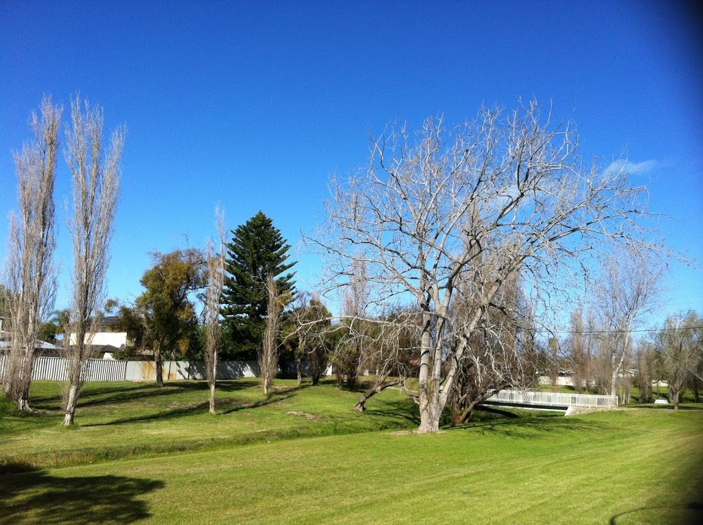 Bungaree Oval | park | Rockingham WA 6168, Australia