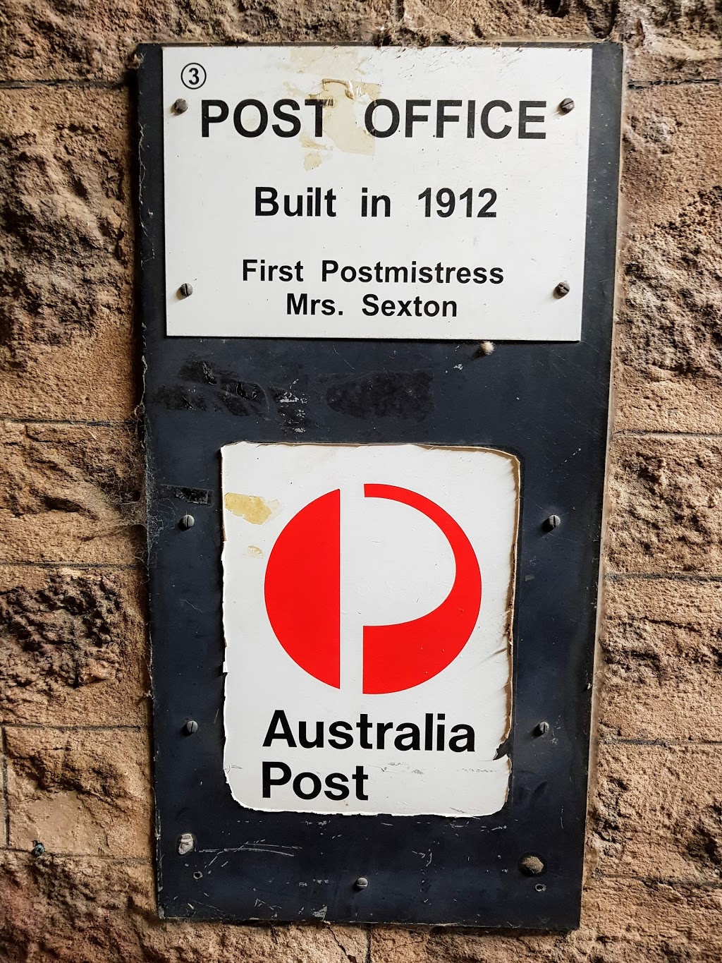 Australia Post | post office | 25-27 Barossa Valley Way, Lyndoch SA 5351, Australia | 0885244020 OR +61 8 8524 4020