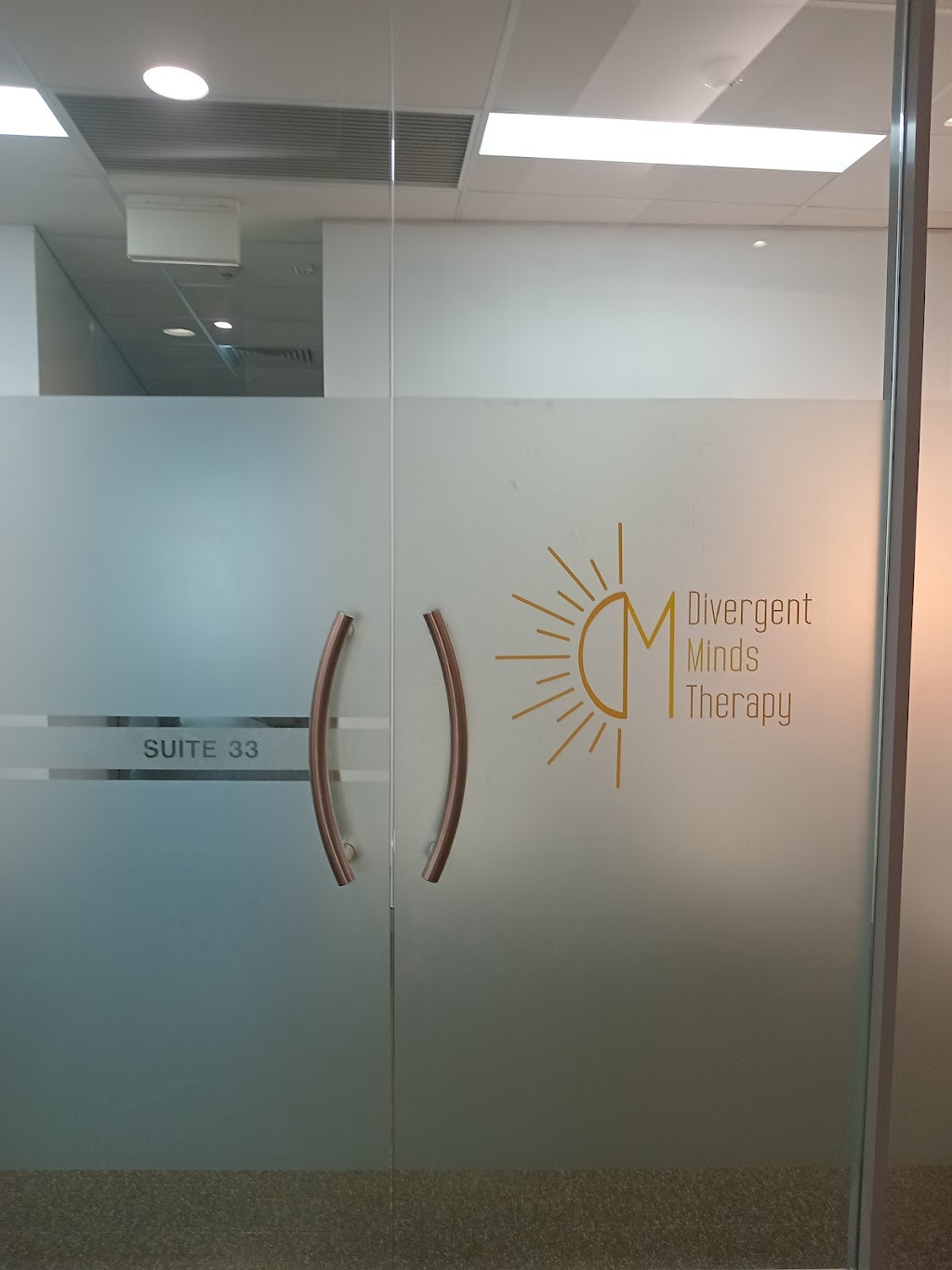 Divergent Minds Therapy | HQ@ Robina, Suite 33/1 Laver Dr, Robina QLD 4226, Australia | Phone: (07) 5509 4430