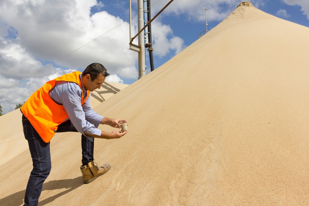 River Sands Pty Ltd - Factory / Sand Plant | 683 Beenleigh Redland Bay Rd, Carbrook QLD 4130, Australia | Phone: (07) 3412 8111