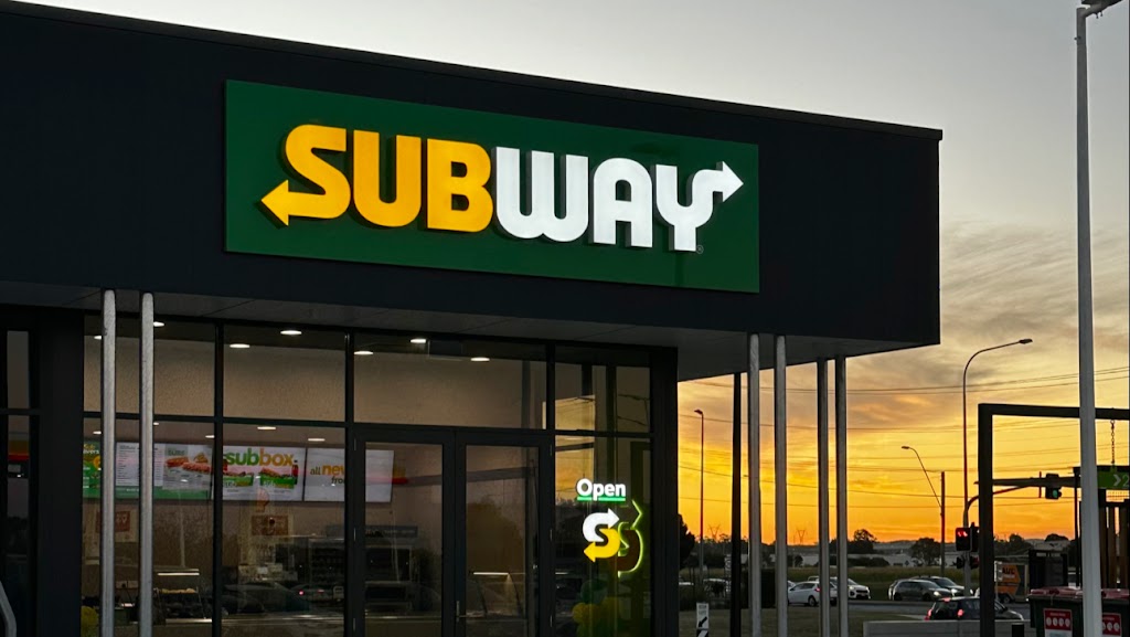 Subway Brendale | Shell Service Centre, 2 Linkfield Connection Road, Brendale QLD 4500, Australia | Phone: (07) 2000 0961