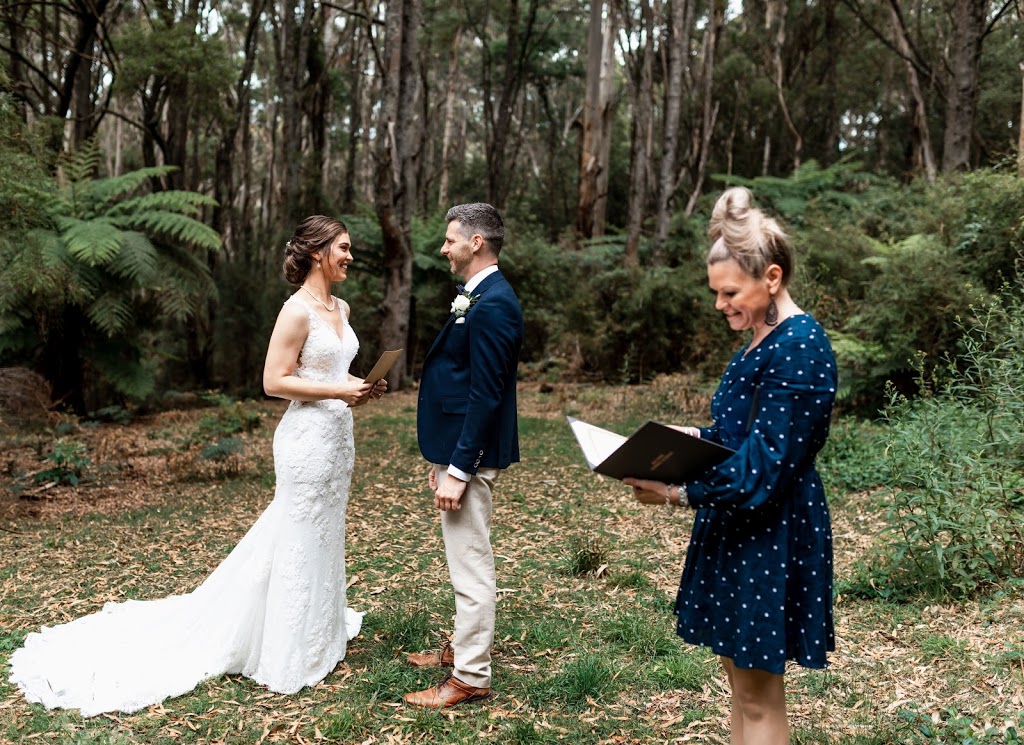 Melbourne Celebrant Julie Byrne | 11 Stringybark Blvd, Mount Evelyn VIC 3796, Australia | Phone: 0407 370 287