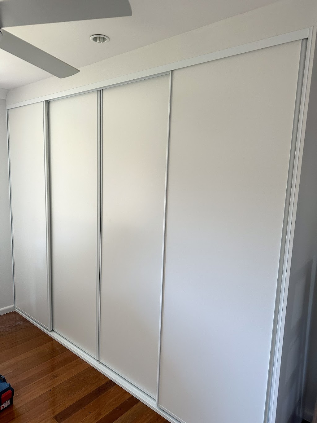 CD Wardrobes | Unit 1/50 Production Dr, Wauchope NSW 2446, Australia | Phone: (02) 6581 1797
