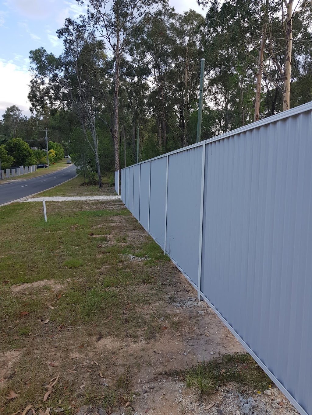 A grade fences | 25 Tarrant Dr, Mudgeeraba QLD 4213, Australia | Phone: 0423 222 654