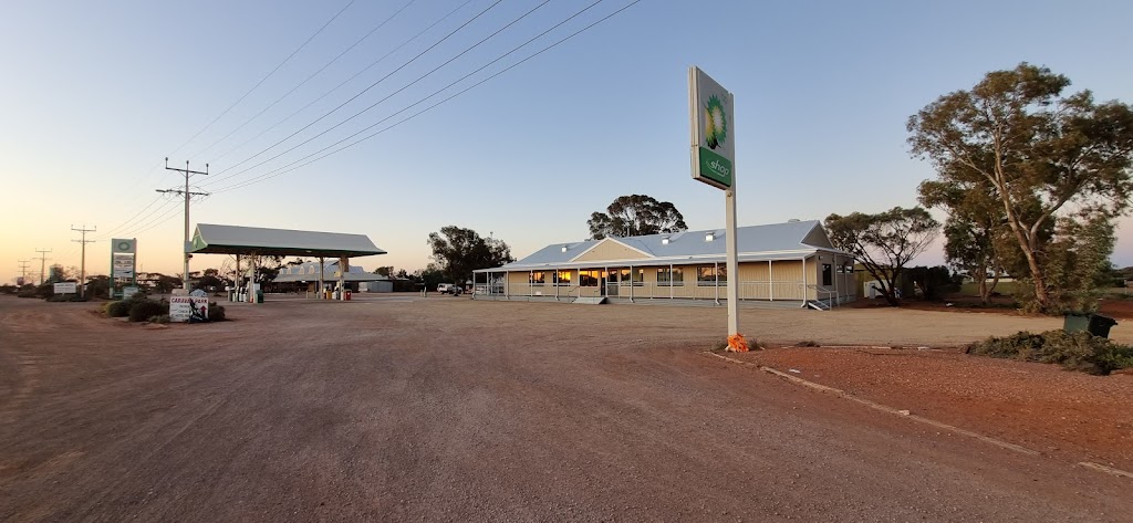 AMPM Glendambo Travelstop | gas station | Glendambo Access Rd, Glendambo SA 5719, Australia | 0886721035 OR +61 8 8672 1035