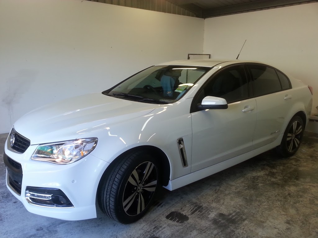 Universal Tint Central Coast | car repair | 4/8 Comserv Cl, West Gosford NSW 2250, Australia | 1300846837 OR +61 1300 846 837