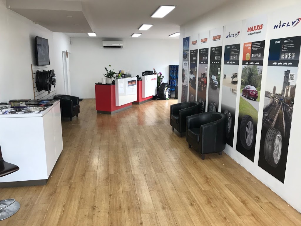 Ek Automotive & Tyre Service Centre Baulkham Hills | car repair | 308 Windsor Rd, Baulkham Hills NSW 2153, Australia | 0290117330 OR +61 2 9011 7330