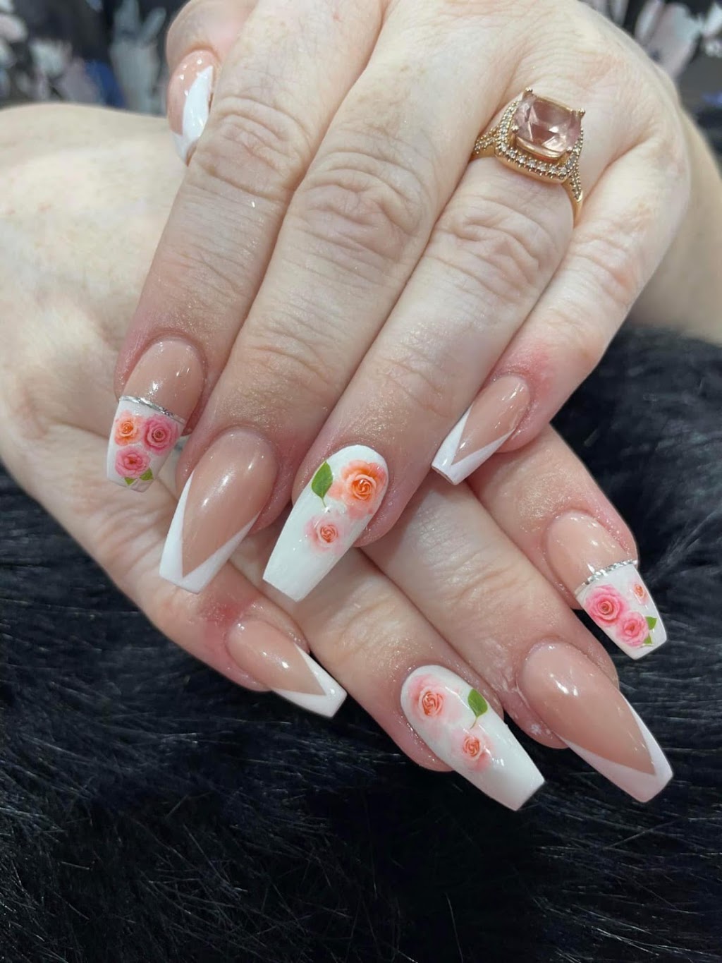LaRose Nails & Beauty Mt Annan | Shop 18A/11/13 Main St, Mount Annan NSW 2567, Australia | Phone: (02) 4610 2035