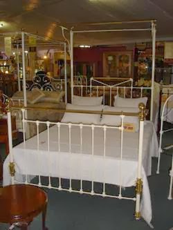 Antique Bed Specialists | 14 Mornington-Tyabb Rd, Tyabb VIC 3913, Australia | Phone: (03) 5978 8273