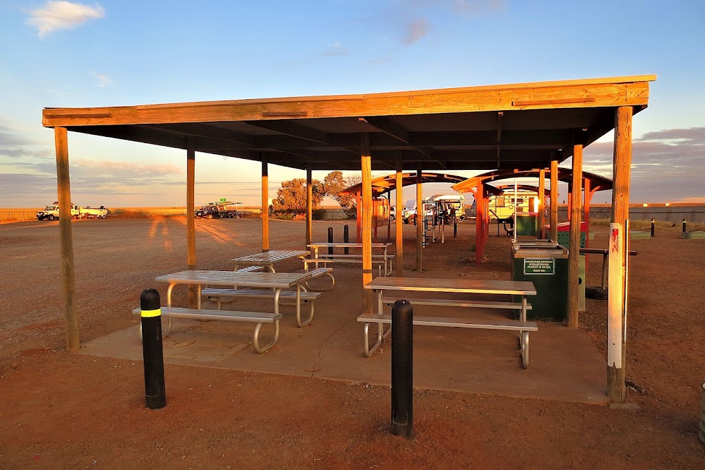 Ampol Pimba (spuds Roadhouse) | gas station | Stuart Hwy, Pimba SA 5720, Australia | 0340017119 OR +61 3 4001 7119