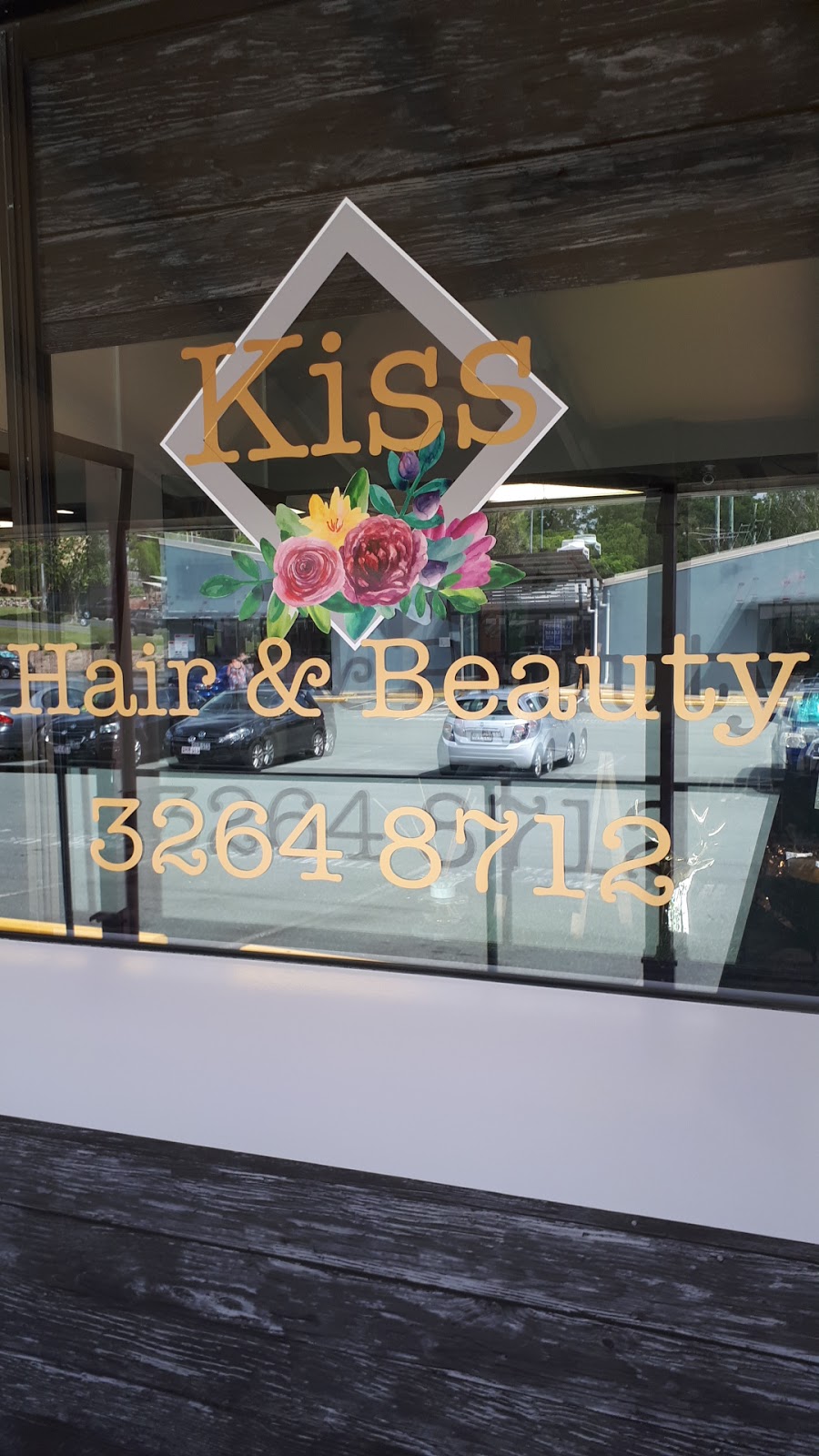 Kiss Hair & Beauty | Shop 5 12/6 Bunya Park Dr, Eatons Hill QLD 4037, Australia | Phone: (07) 3264 8712