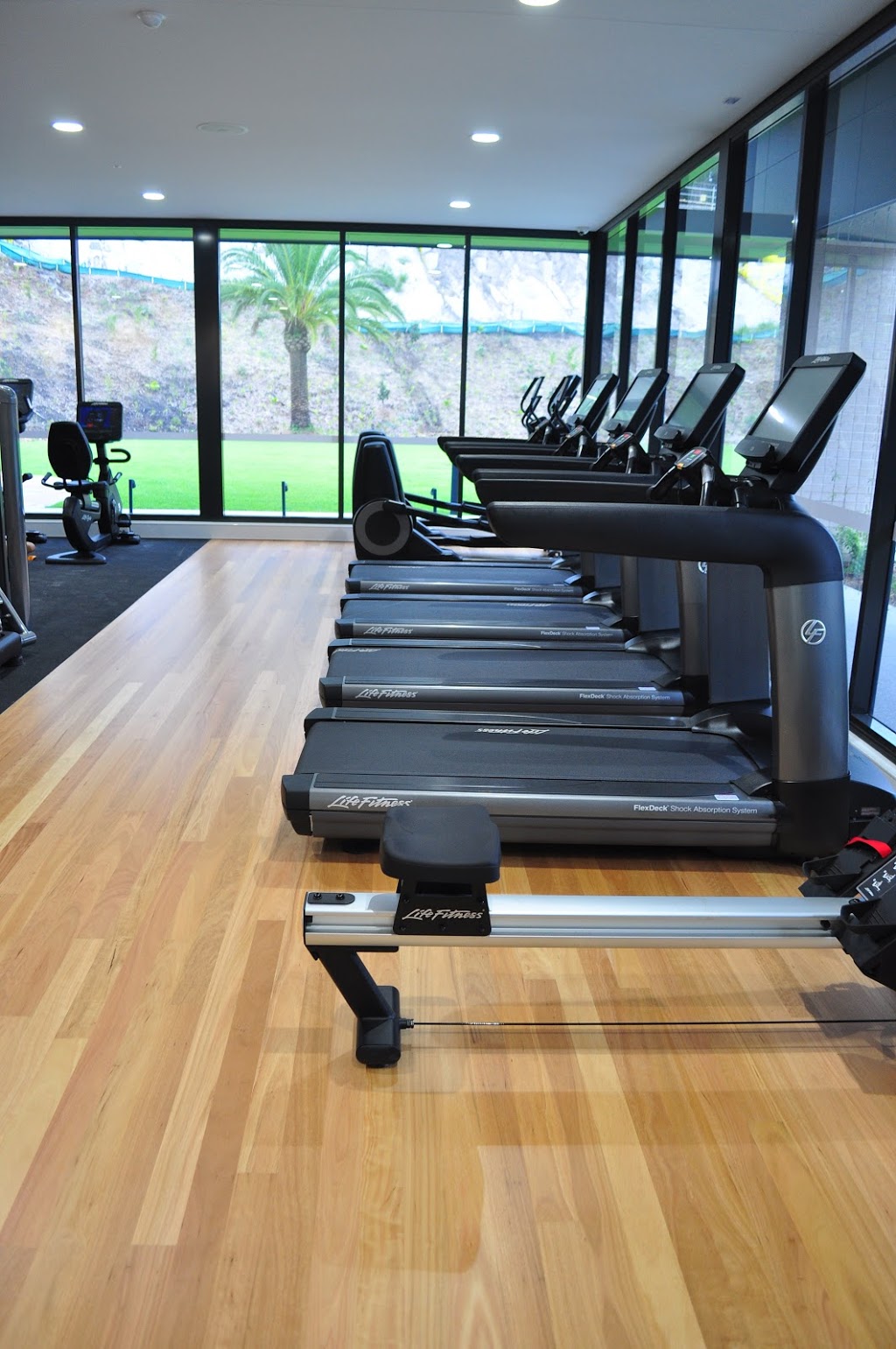 Move Noosa Health Club | gym | 77 Resort Dr, Noosa Heads QLD 4567, Australia | 0409321339 OR +61 409 321 339