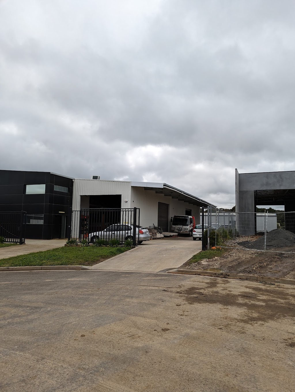 Gasoline Garage & Transport | 7 Marli Cl, Canadian VIC 3350, Australia | Phone: 0417 342 172