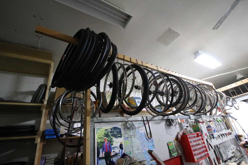 Hockos Bike Shop | bicycle store | 411 Argent St, Broken Hill NSW 2880, Australia | 0401851225 OR +61 401 851 225